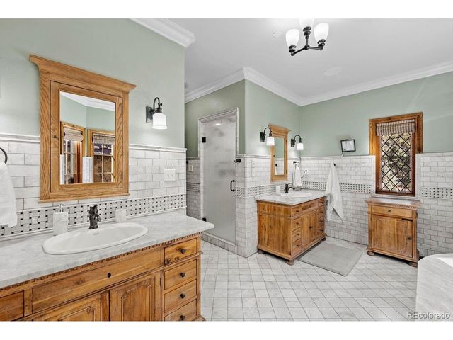 4340 Foxchase Way, Colorado Springs, CO 80908