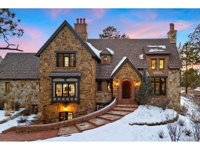 4340 Foxchase Way, Colorado Springs, CO 80908