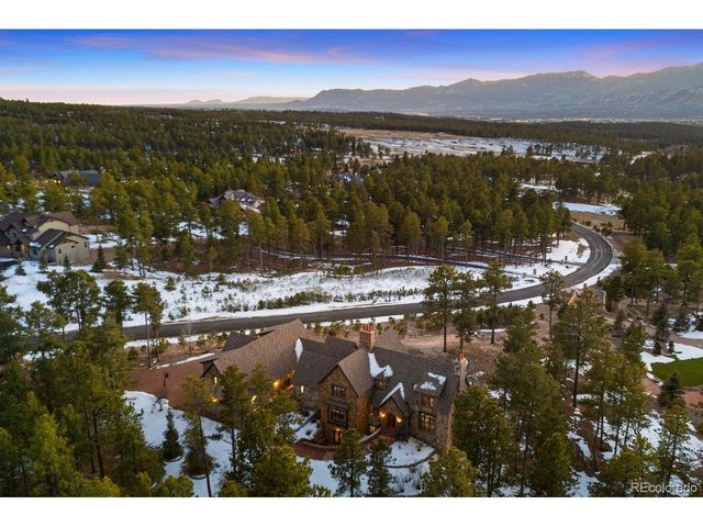 4340 Foxchase Way, Colorado Springs, CO 80908