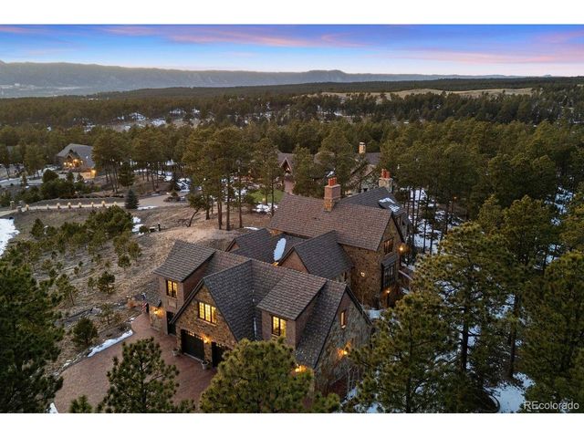 4340 Foxchase Way, Colorado Springs, CO 80908