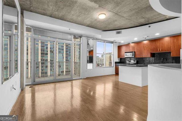 250 Pharr Road NE 1504, Atlanta, GA 30305