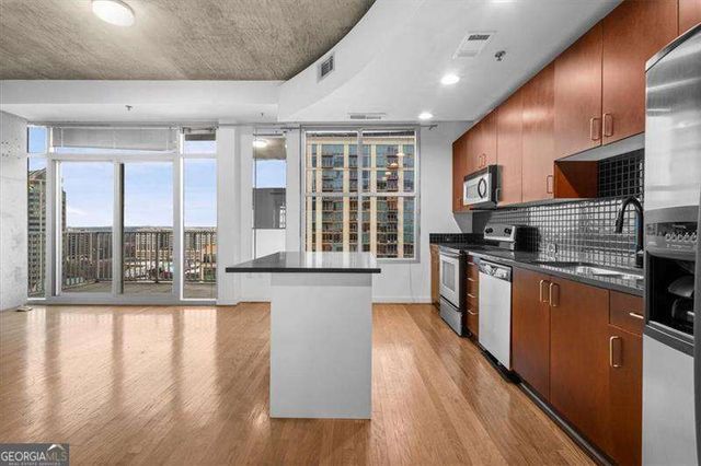 250 Pharr Road NE 1504, Atlanta, GA 30305