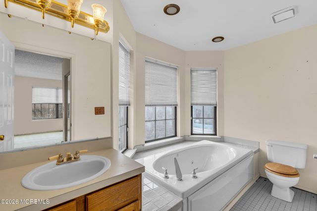 149 Old Orchard Lane 3401, Ocean Twp, NJ 07712