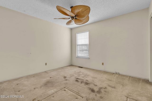 149 Old Orchard Lane 3401, Ocean Twp, NJ 07712