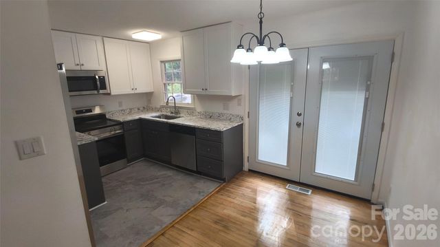 1920 Herrin Avenue, Charlotte, NC 28205