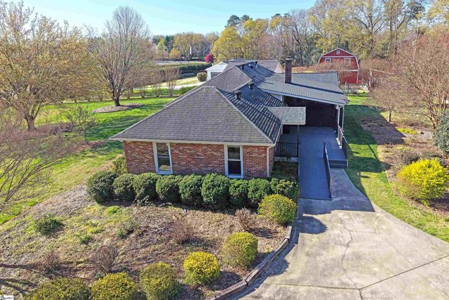 3150 S 14 Highway, Greenville, SC 29615