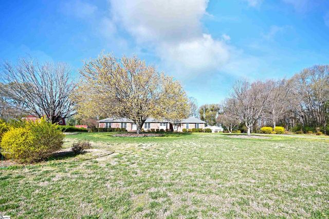 3150 S 14 Highway, Greenville, SC 29615