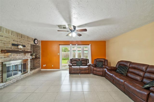 10431 Odessa Drive, Sugar Land, TX 77498