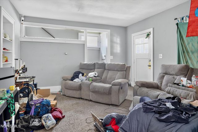 3805 Lockwood Avenue, Toledo, OH 43612