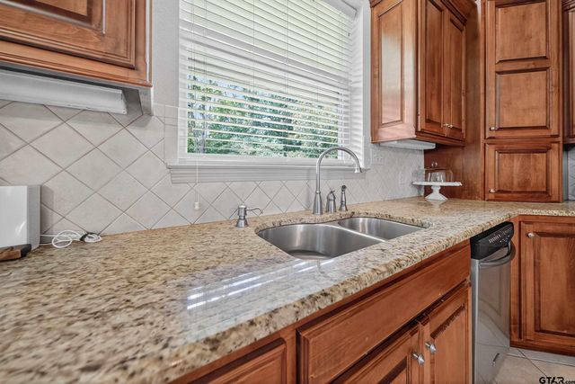 215 Macarthur, Tyler, TX 75704