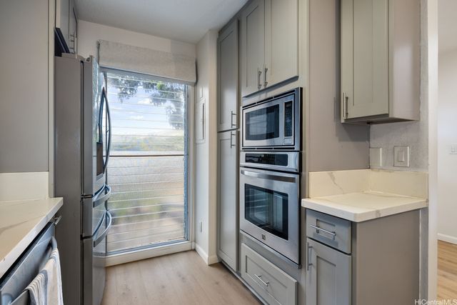 92-1064 PALAHIA Street 9, Kapolei, HI 96707