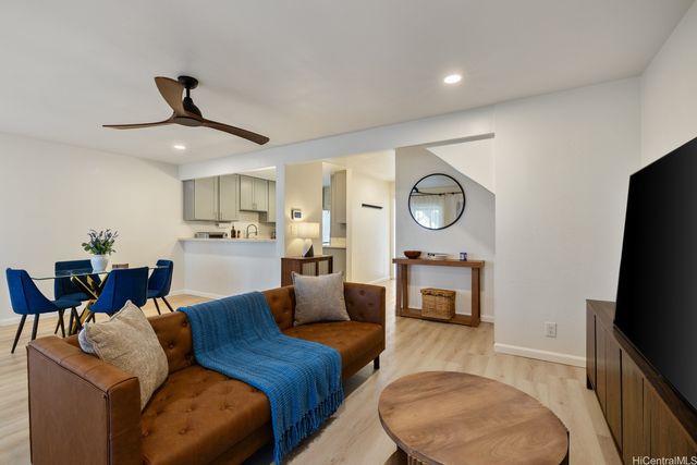 92-1064 PALAHIA Street 9, Kapolei, HI 96707