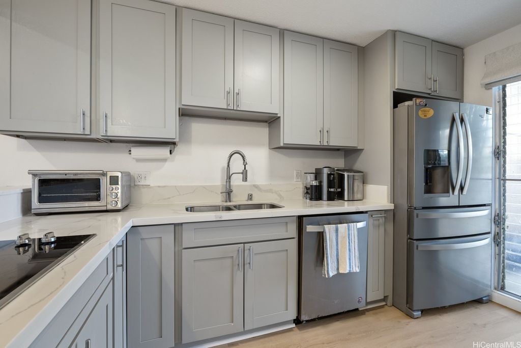 92-1064 PALAHIA Street 9, Kapolei, HI 96707