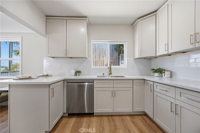 2410 W 70th, Los Angeles, CA 90043