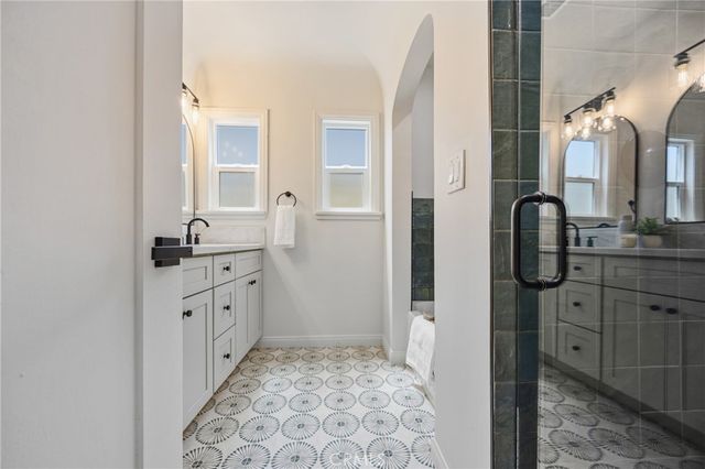 2410 W 70th, Los Angeles, CA 90043