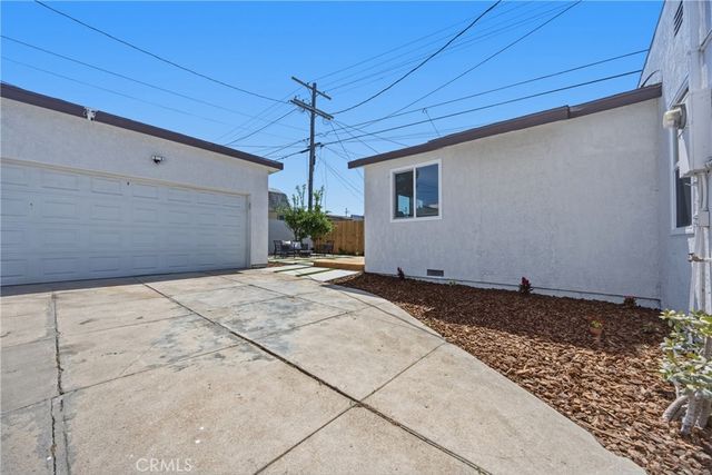 2410 W 70th, Los Angeles, CA 90043