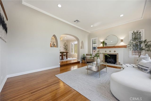 2410 W 70th, Los Angeles, CA 90043