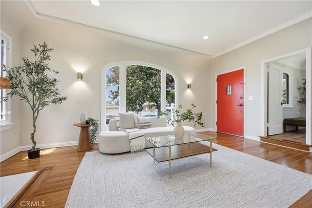 2410 W 70th, Los Angeles, CA 90043