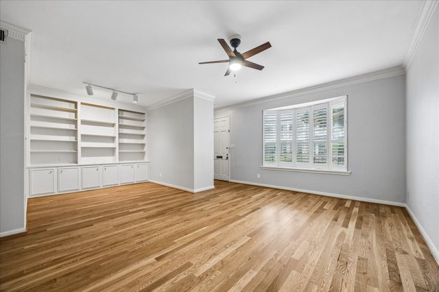 7507 Del Monte Drive, Houston, TX 77063