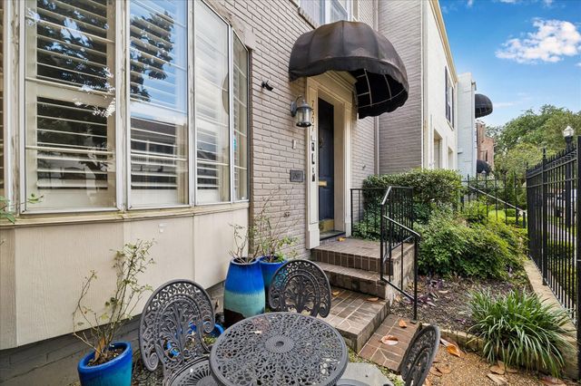 7507 Del Monte Drive, Houston, TX 77063