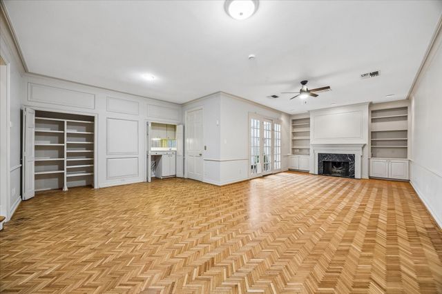 7507 Del Monte Drive, Houston, TX 77063