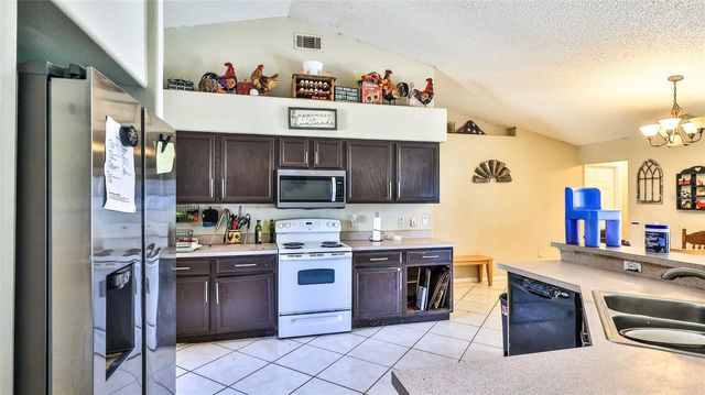 3076 SKY STREET, Deltona, FL 32738