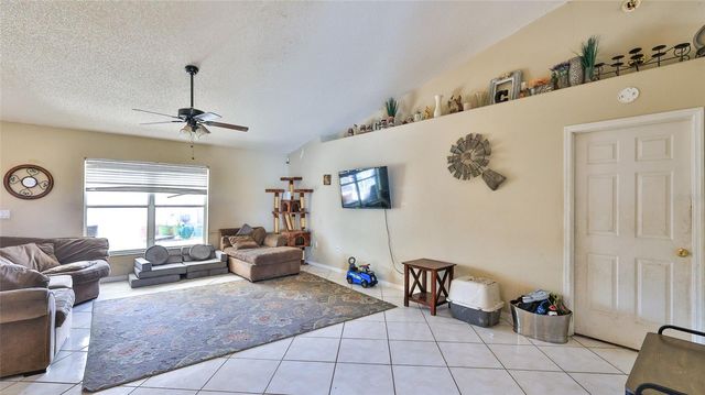 3076 SKY STREET, Deltona, FL 32738