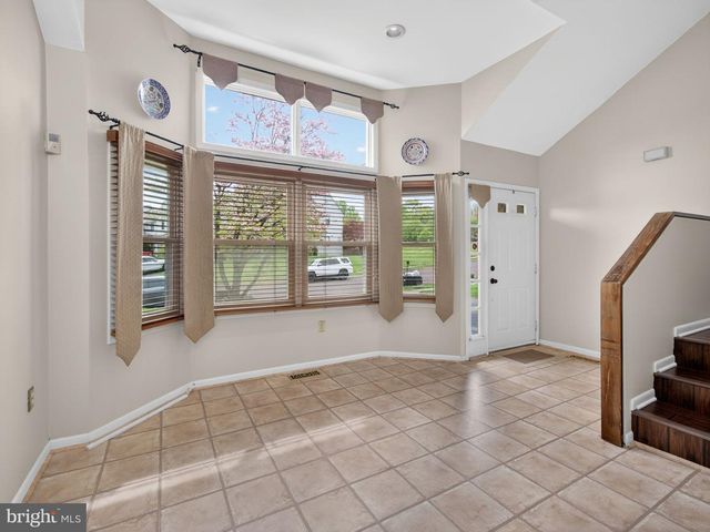333 BASSWOOD CIR, Feasterville Trevose, PA 19053