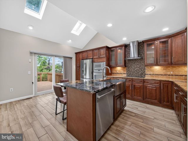 333 BASSWOOD CIR, Feasterville Trevose, PA 19053