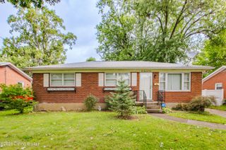 6001 Middlerose Cir, Louisville, KY 40272