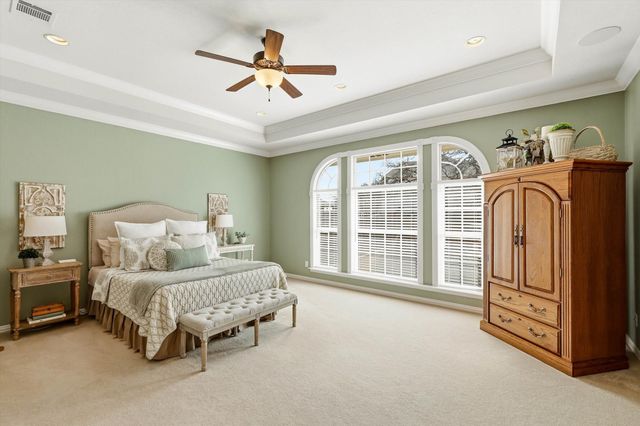 801 Bent Tree Drive, Euless, TX 76039