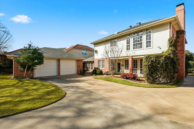 801 Bent Tree Drive, Euless, TX 76039