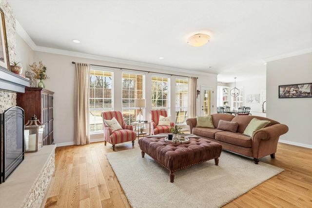 801 Bent Tree Drive, Euless, TX 76039