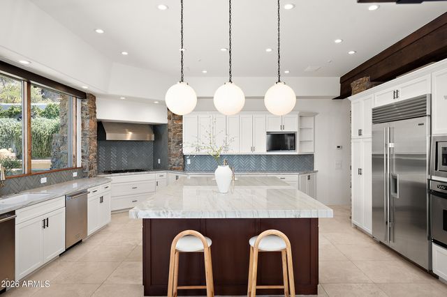 11070 E ROLLING ROCK Drive, Scottsdale, AZ 85262