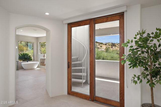 11070 E ROLLING ROCK Drive, Scottsdale, AZ 85262