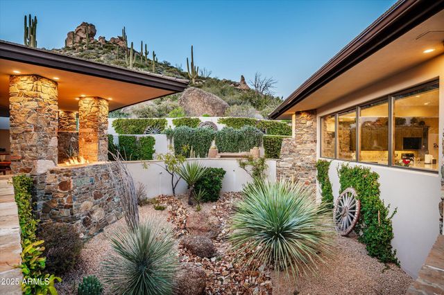 11070 E ROLLING ROCK Drive, Scottsdale, AZ 85262