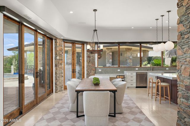 11070 E ROLLING ROCK Drive, Scottsdale, AZ 85262