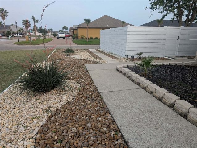 13829 Suntan Ave, Corpus Christi, TX 78418