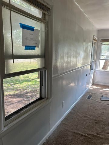 200 Grace Street, Tuckerman, AR 72473