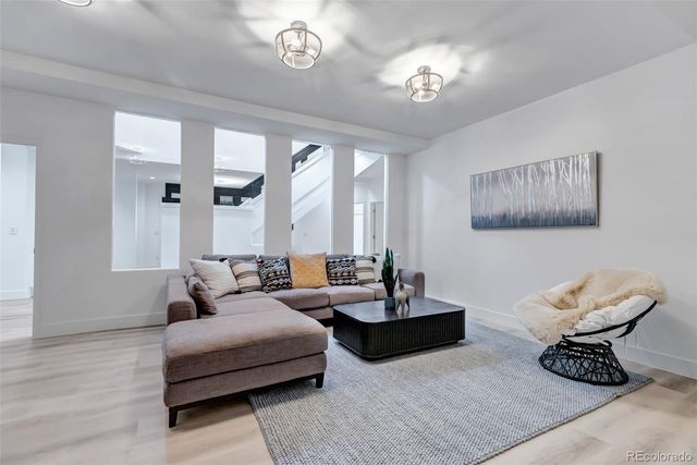 5200 Sunset Drive, Bow Mar, CO 80123