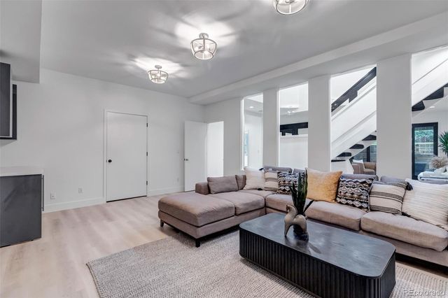 5200 Sunset Drive, Bow Mar, CO 80123