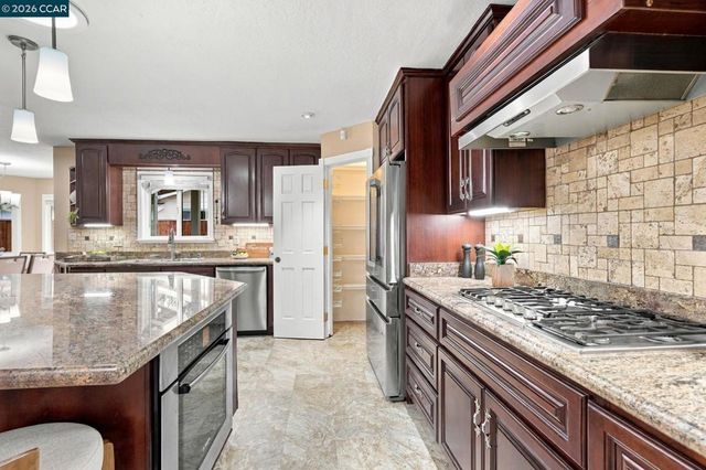 1719 Greentree Dr, Concord, CA 94521