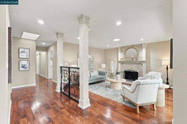 1719 Greentree Dr, Concord, CA 94521
