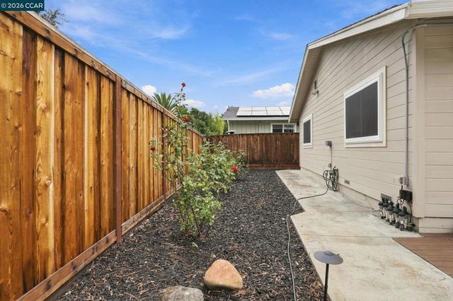 1719 Greentree Dr, Concord, CA 94521