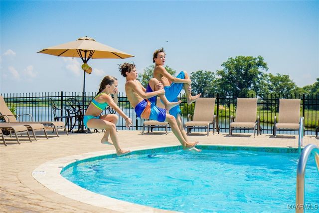 41 Hannah Lane, Pike Road, AL 36064