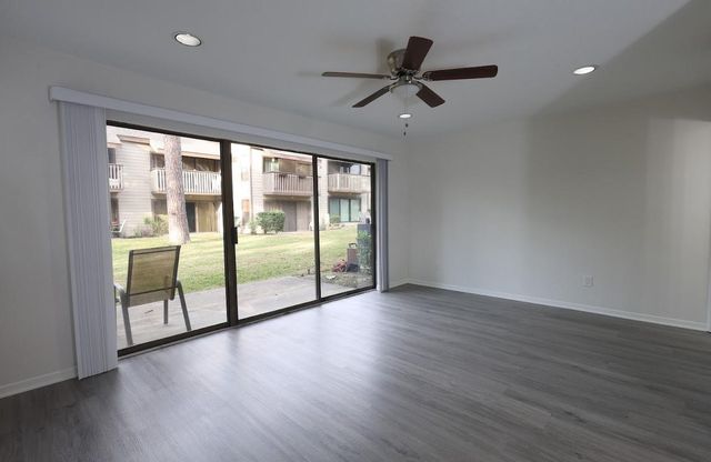 12900 Walden Road G 711, Montgomery, TX 77356