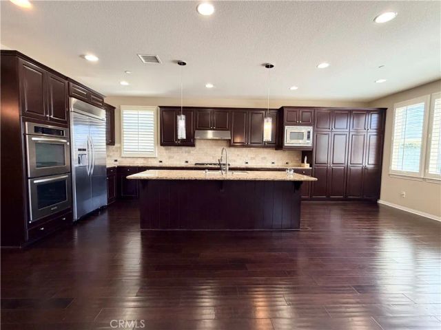 20420 Via Urbino, Porter Ranch, CA 91326