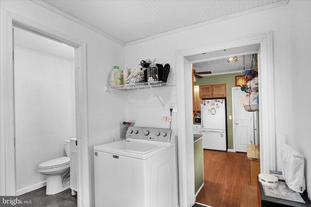 81 FRONT ST, Cressona, PA 17929