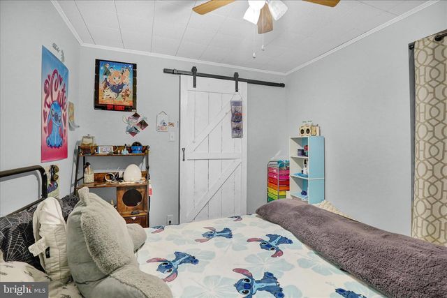 81 FRONT ST, Cressona, PA 17929