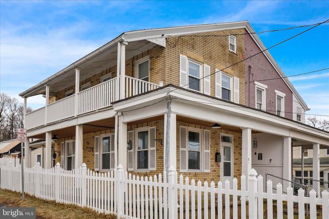 81 FRONT ST, Cressona, PA 17929